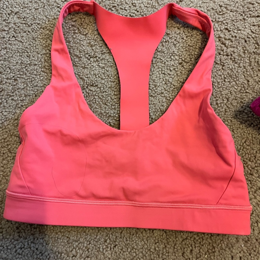 Lululemon hot pink sports bra